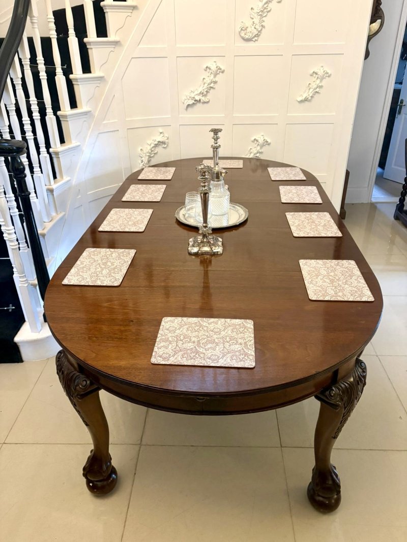 Antique Quality Victorian 10 Seater Figured Mahogany Extending Dining Table with Carved Claw and Ball Legs - Image 5